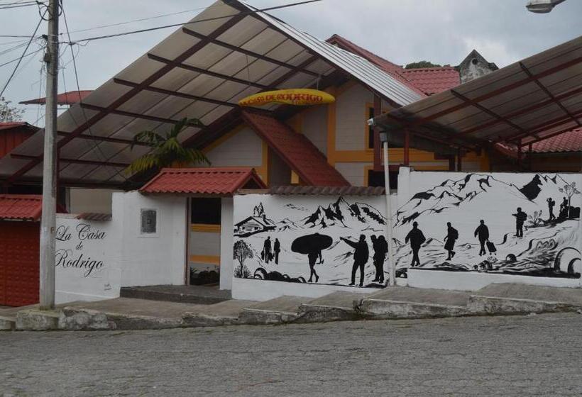 标准三人间, Hostal La Casa De Rodrigo