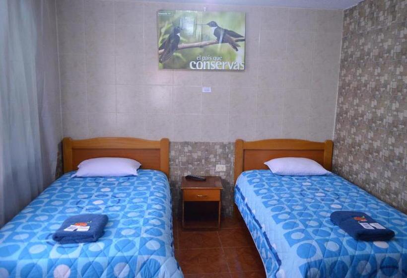 Standaard Driepersoonskamer, Hostal La Casa De Rodrigo