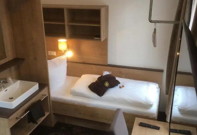 Standard room with outdoor bath, Landgasthof Meisel