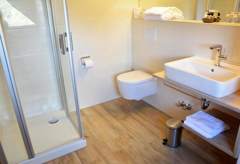 标准间, Restaurant Zur Post