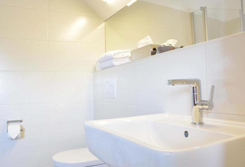 标准间, Restaurant Zur Post