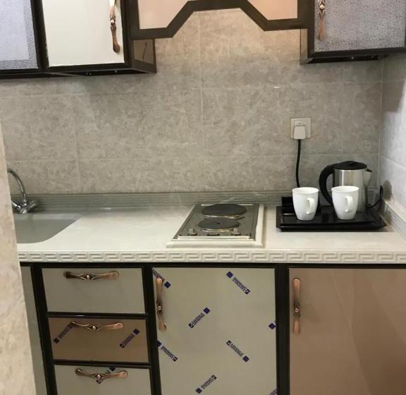 디럭스 룸, قمة النجوم للشقق المخدومة