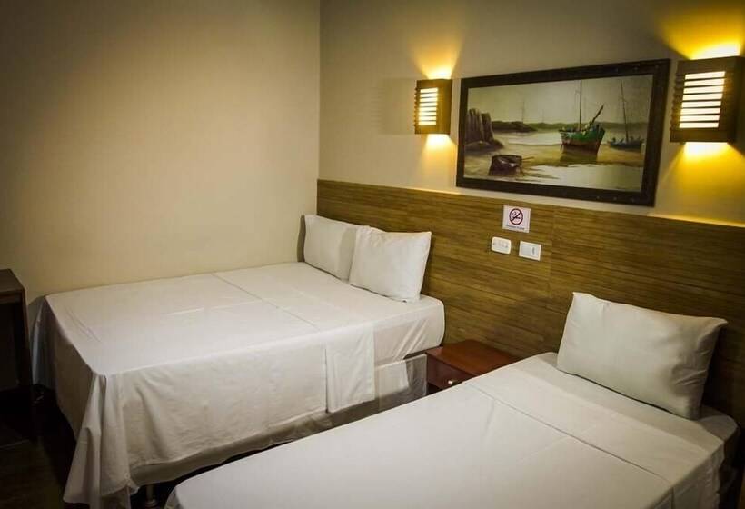 标准三人间, Barbara S