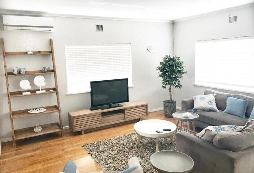 Шале 1 Спальня, Melkbos Holiday Accommodation