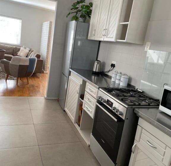 شاليه غرفة نوم واحدة, Melkbos Holiday Accommodation