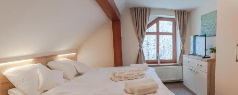 标准间内部标间, Penzion šléglov