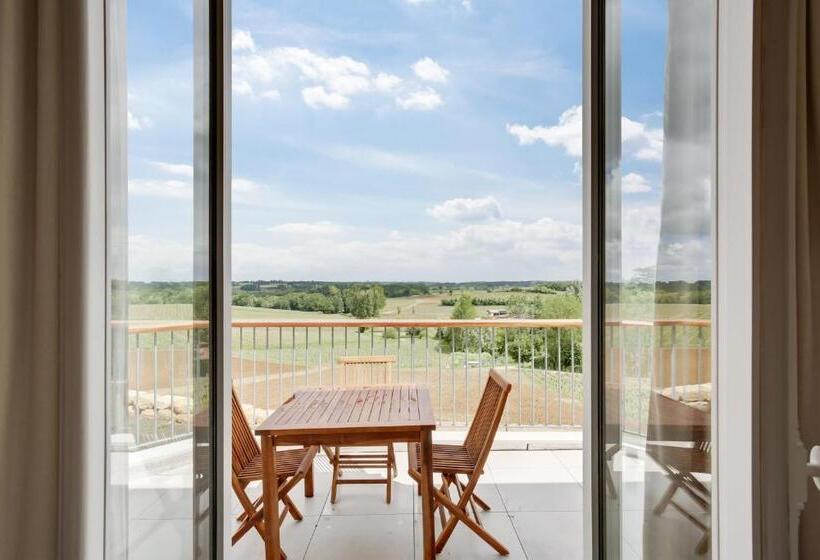 חדר סופריור לשלושה, Le Logis De Valandraud