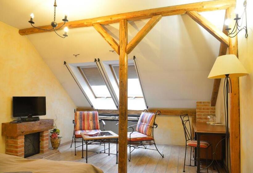 Standard Room, Via Ironia