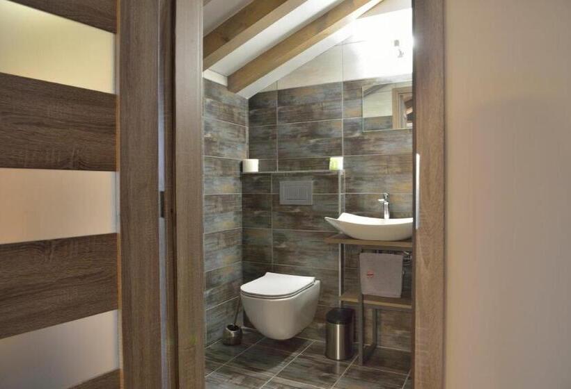 Standard Room, Via Ironia