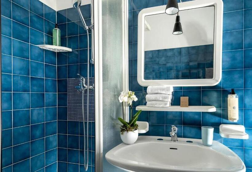 带1个卧室的带阳台的公寓, Club La Villa