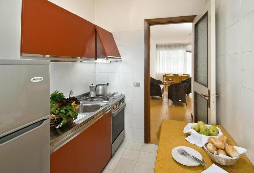 Апартаменты 1 Спальня с Террасой, Club La Villa