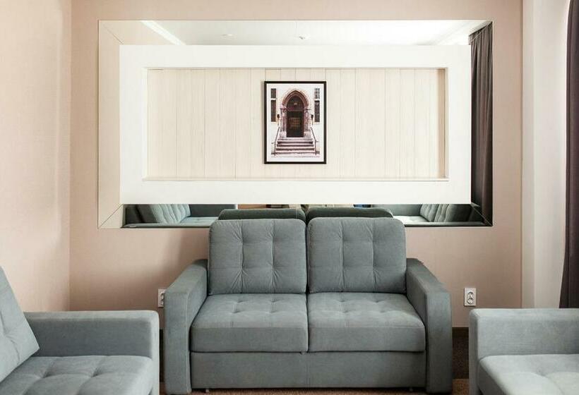 סוויטה, Meridian