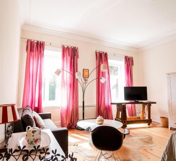 스탠다드 룸, Schloss Harkensee