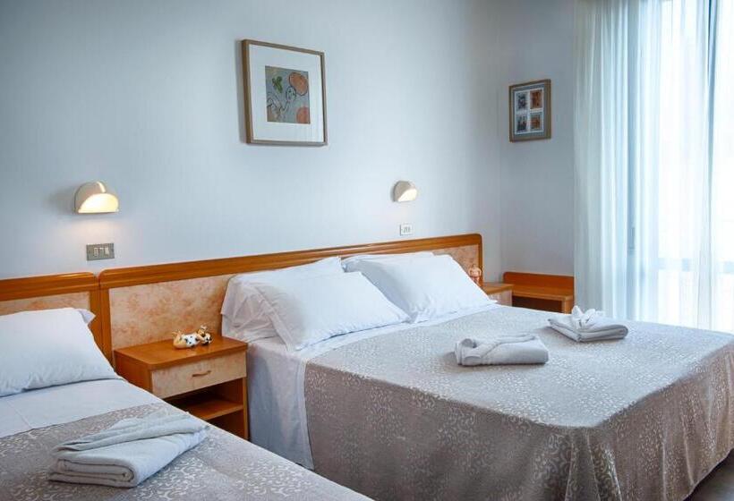 Трехместный Номер Классика, Villa Zavatta B&b   Rooms & Apartments