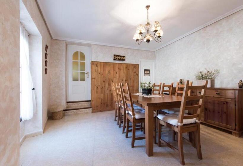 منزل غرفة نوم واحدة, La Casa De La Vieja   Alojamiento Rural 3 Y 4 Estrellas