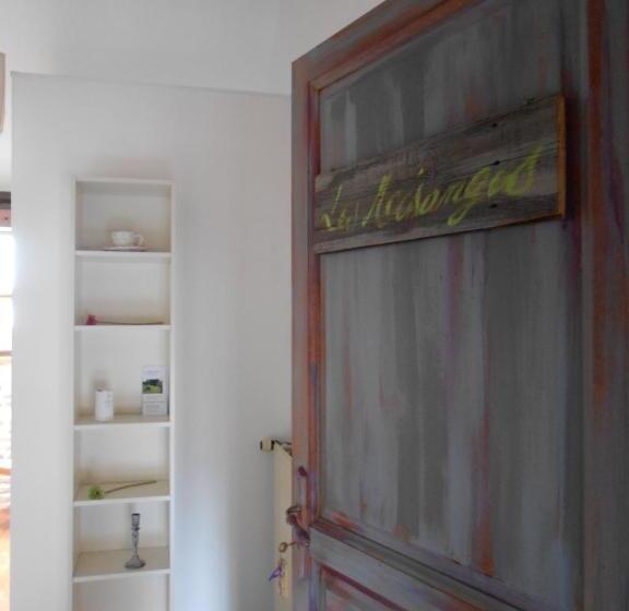 스탠다드 트리플 룸, La Mezzanine