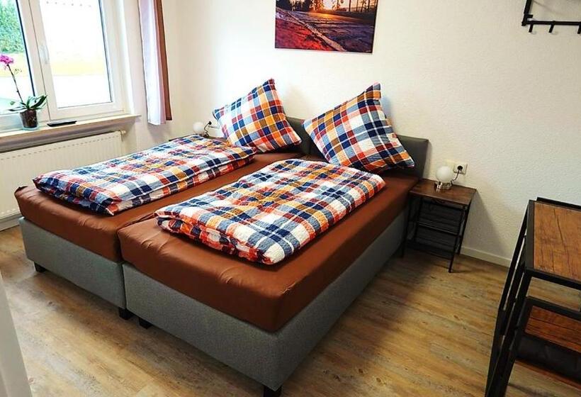 Номер Стандарт, Speedys Bed & Breakfast