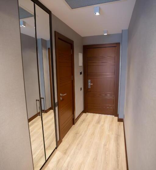 Triple Room Sea View, Neptun Palace Kvariati