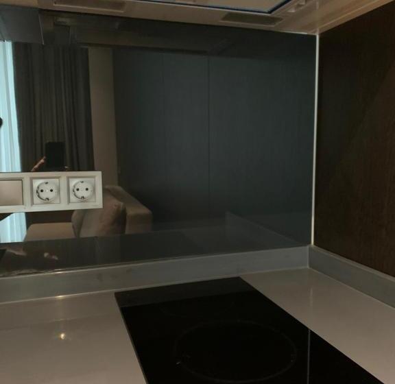 Triple Room Sea View, Neptun Palace Kvariati