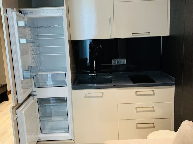 Triple Room Sea View, Neptun Palace Kvariati