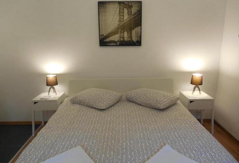 סטודיו אקונומי, Vila Bel Ami