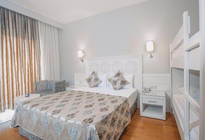 اتاق خانوادگی با تختخواب سفری, Amelia Beach Resort Hotel & Spa