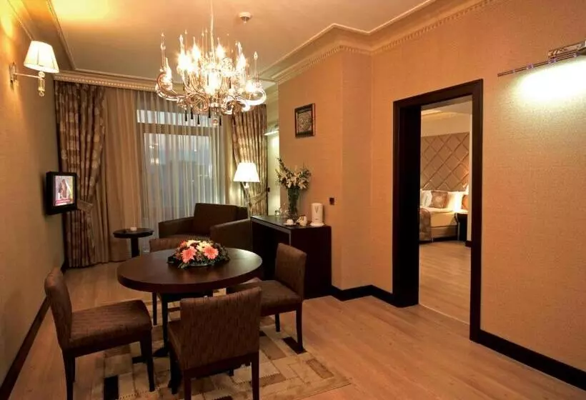 سوئیت سینیور, Eser Premium Hotel & Spa