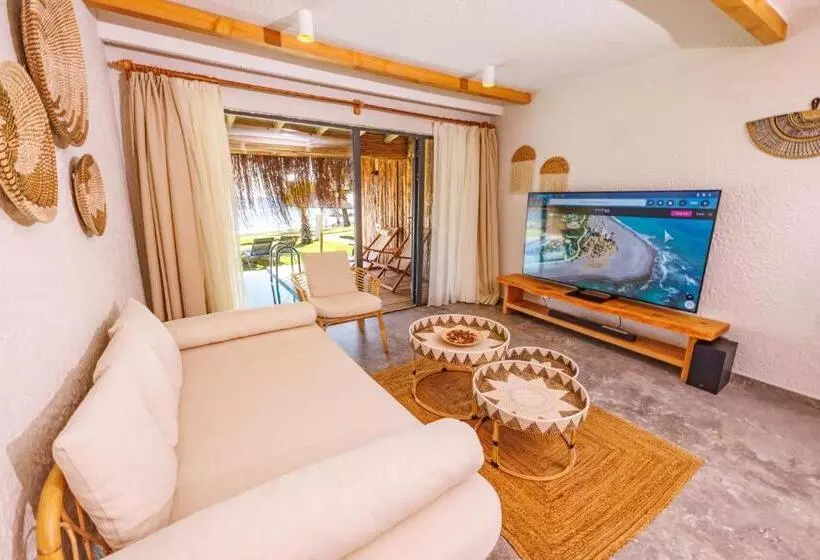プール付き１ベッドルームヴィラ, Flora Garden Beach Club   All Inclusive