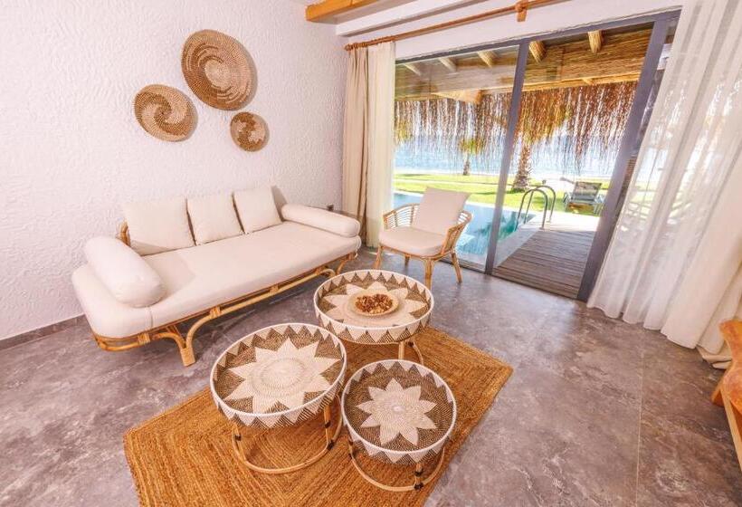 Вилла с 1 спальней и бассейном, Flora Garden Beach Club   All Inclusive
