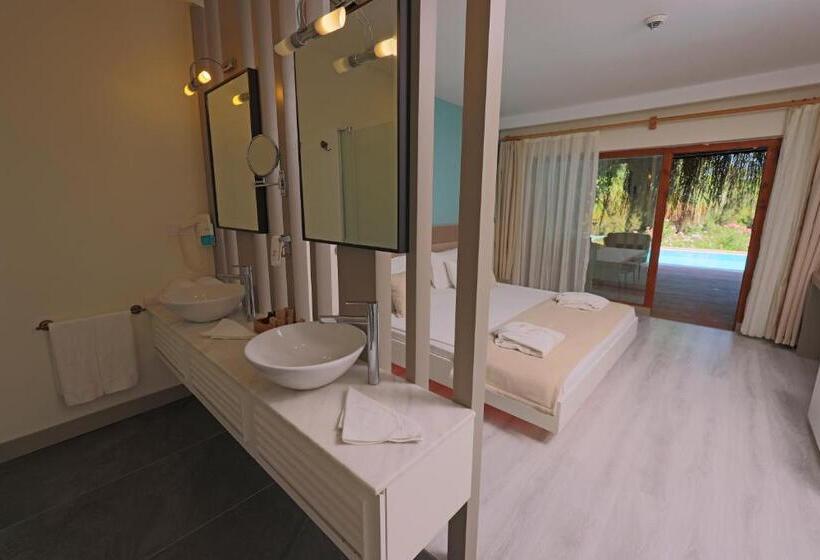 Люкс с Бассейном, Flora Garden Beach Club   All Inclusive