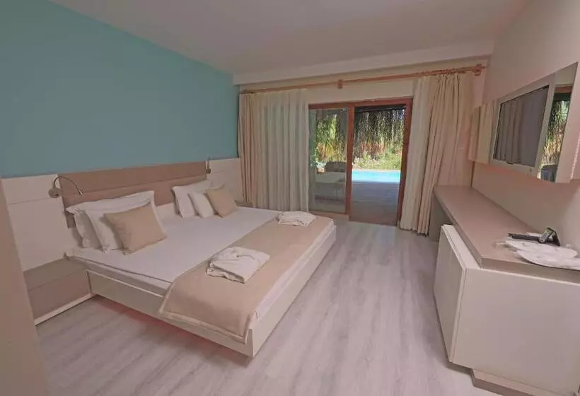 Suite with Pool, Flora Garden Beach Club   All Inclusive