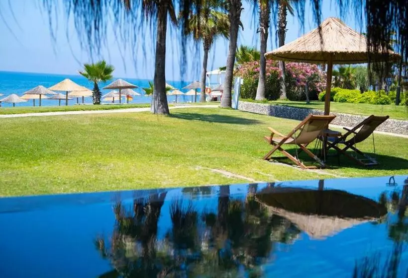 ビラホテル１ベッドルーム, Flora Garden Beach Club   All Inclusive