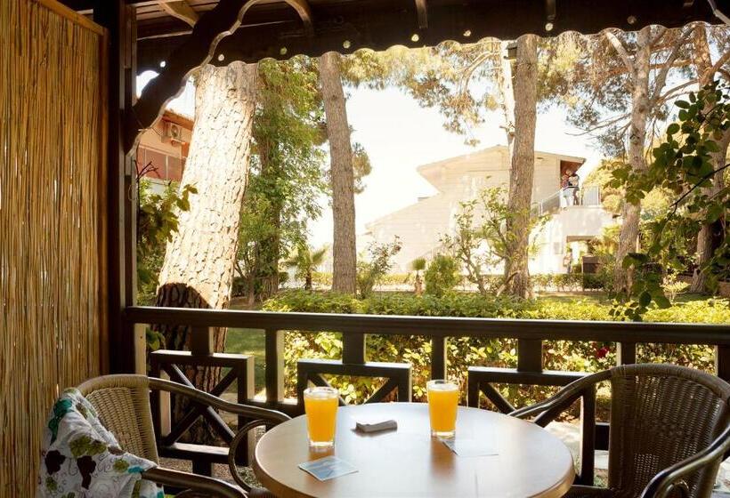 스탠다드 방갈로, Flora Garden Beach Club   All Inclusive