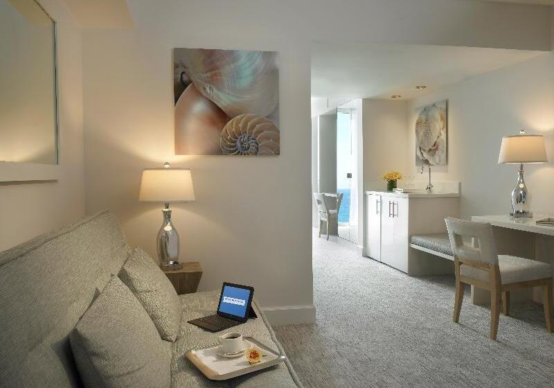 סוויטה צדדית נוף לים, Grand Beach