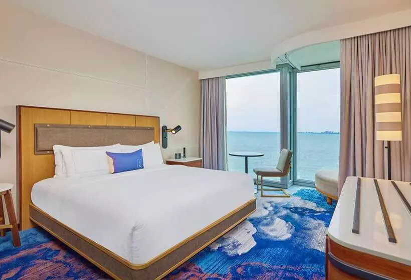 استودیوی استاندارد, Hilton Grand Vacations Club At Hilton Hawaiian Village