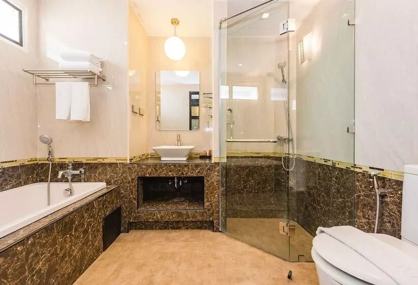 اتاق لوکس, Princess Kamala Beachfront Hotel Sha Extra Plus