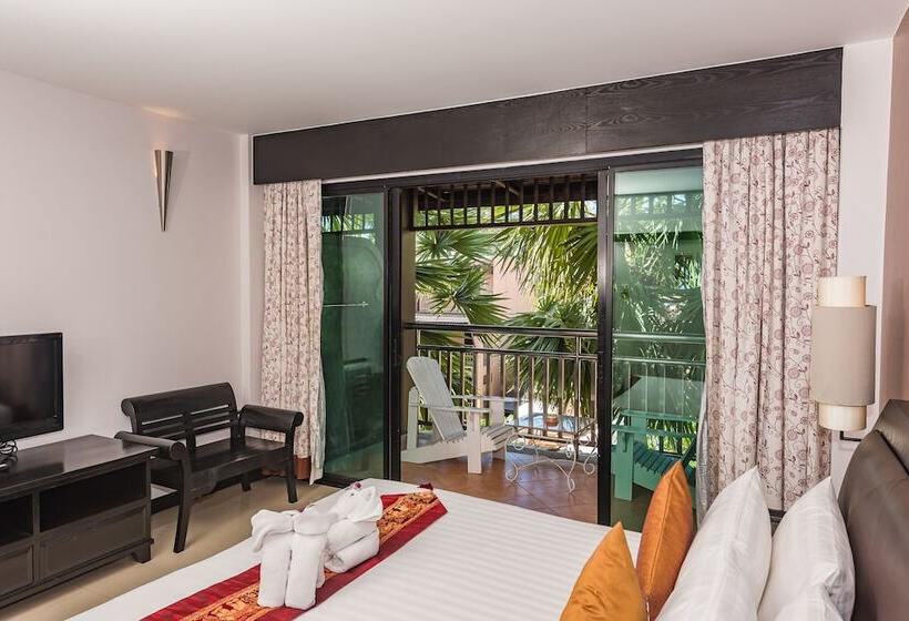 디럭스 룸, Princess Kamala Beachfront Hotel   Sha Extra Plus