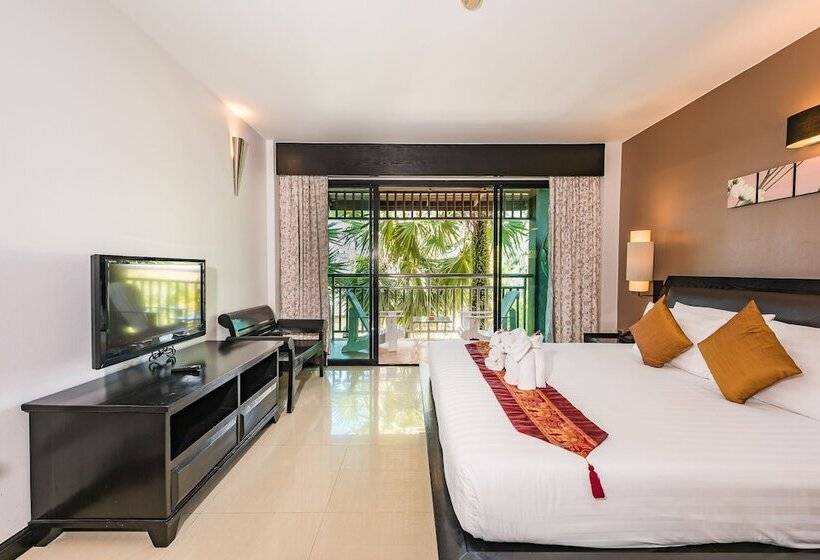 디럭스 룸, Princess Kamala Beachfront Hotel   Sha Extra Plus