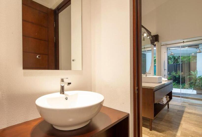 חדר סופריור עם מיטת קינג, Pumilio Mountain & Ocean