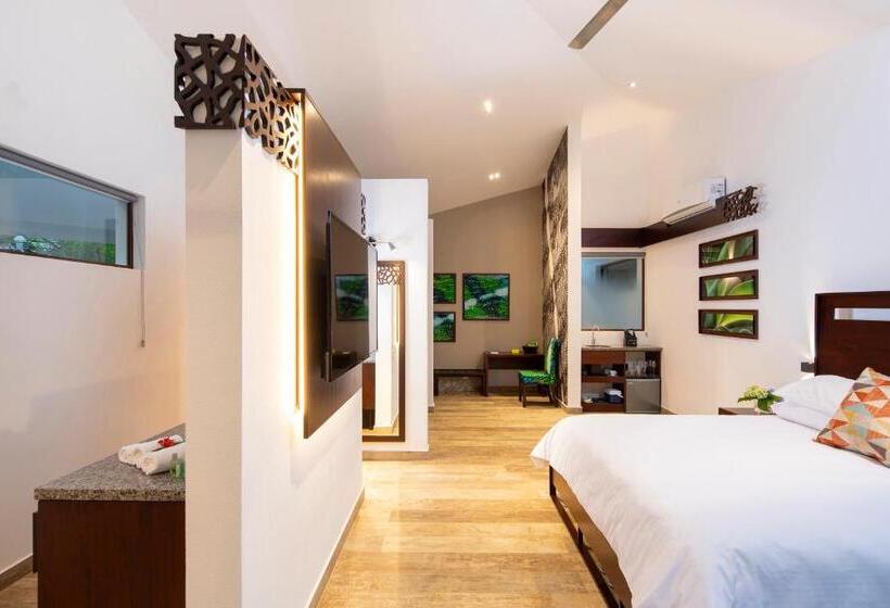 חדר סופריור עם מיטת קינג, Pumilio Mountain & Ocean