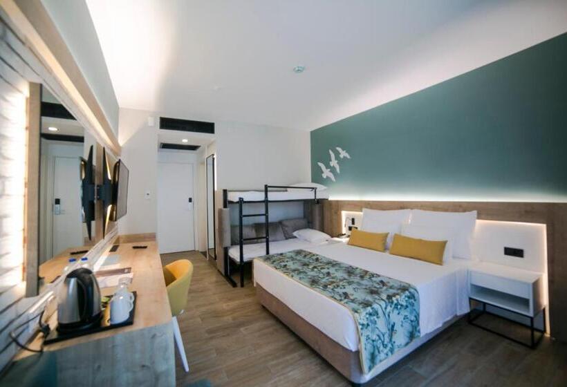 Семейный Номер, Sailor S Beach Club All Inclusive