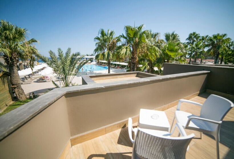 Семейный Номер, Sailor S Beach Club   All Inclusive