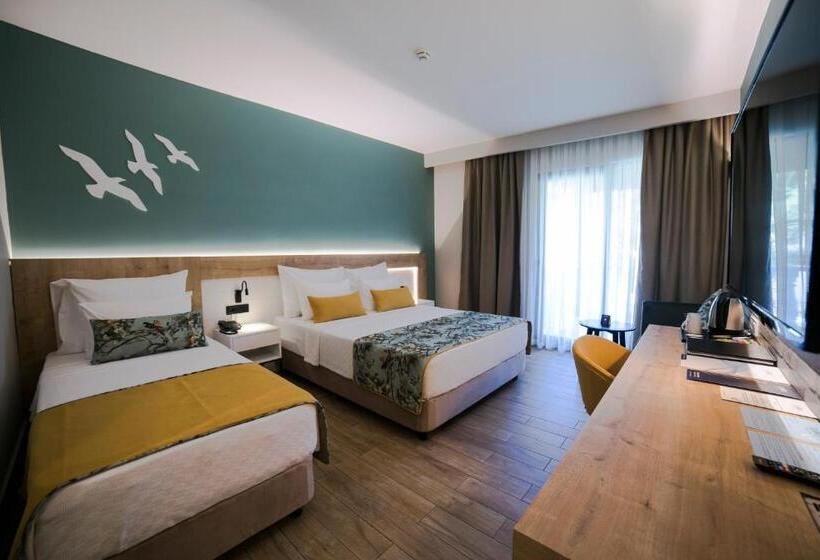 スーペリアトリプルルーム, Sailor S Beach Club All Inclusive