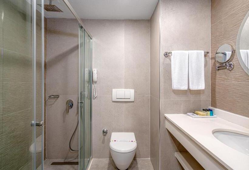 Номер Стандарт Вид на Бассейн, Side Story Resort & Spa