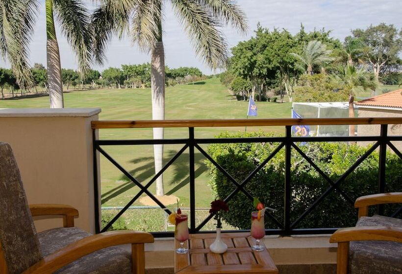 اتاق استاندارد, Swiss Inn Pyramids Golf Resort