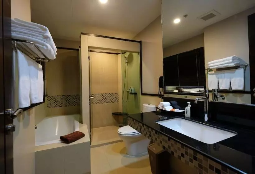 سوییت خانوادگی, Tara Mantra Chaam Resort