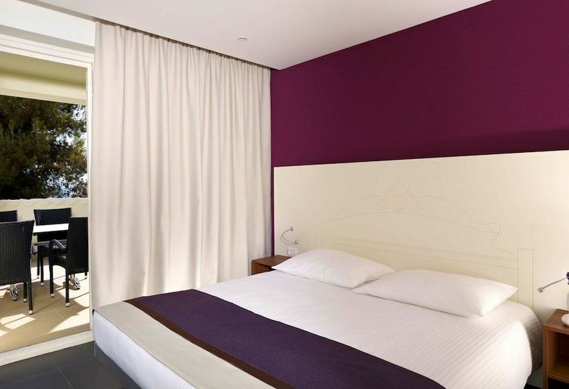 Апартаменты 1 Спальня, Park Plaza Verudela Pula