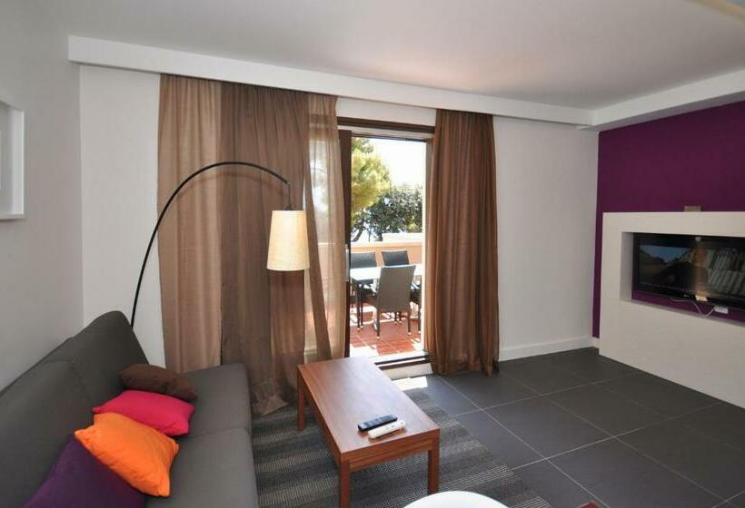 Апартаменты Premium 2 Спальни, Park Plaza Verudela Pula