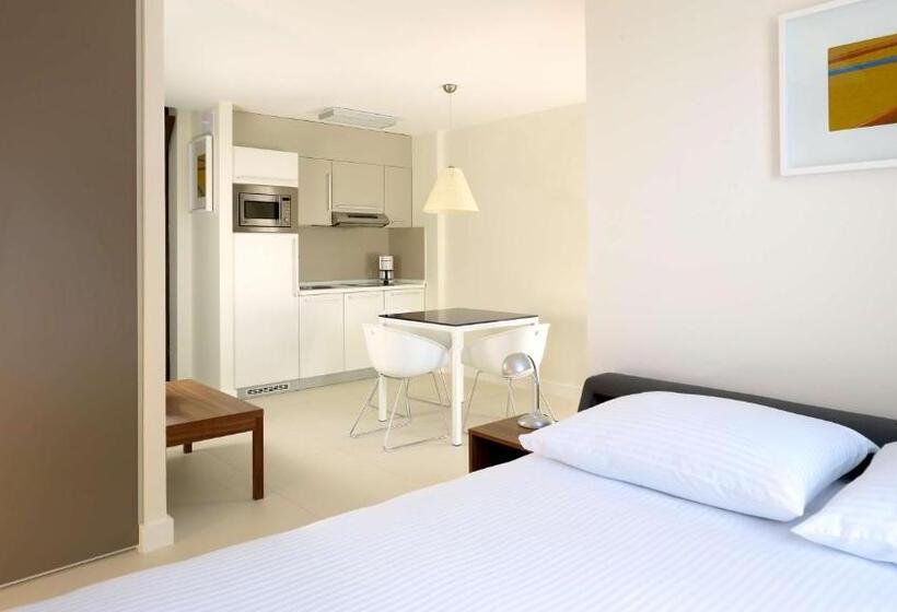 Студия Стандарт, Park Plaza Verudela Pula