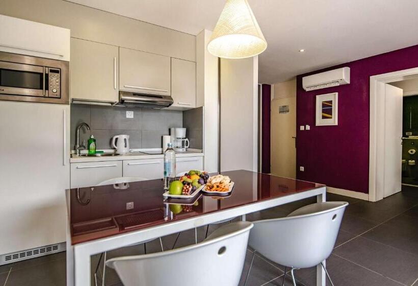 Апартаменты Premium 2 Спальни, Park Plaza Verudela Pula